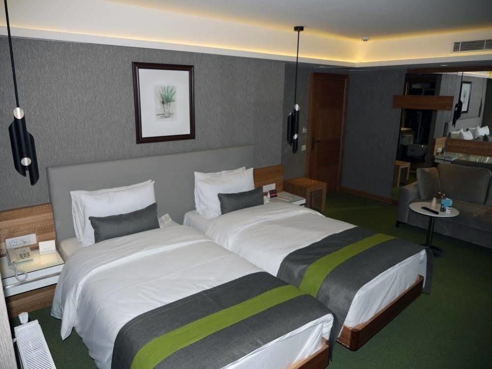 The Crater Hotel Tatvan Екстер'єр фото
